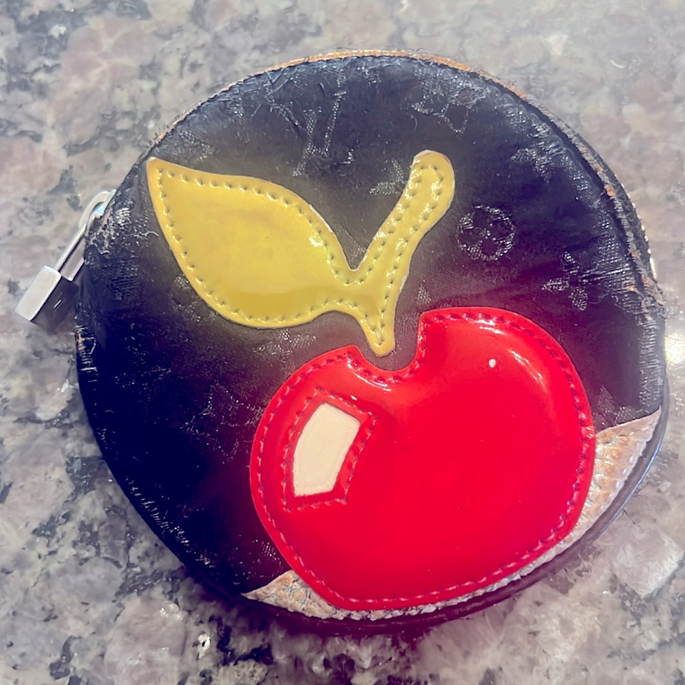 Authentic Louis Vuitton limited edition big apple pouch with amazing zipper pull